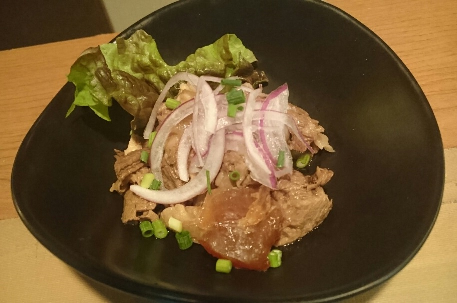 燉煮牛筋