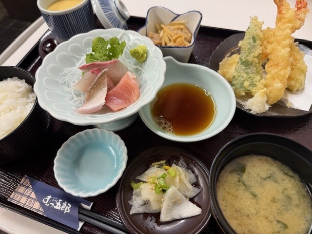 Sashimi and Tempura Set Menu