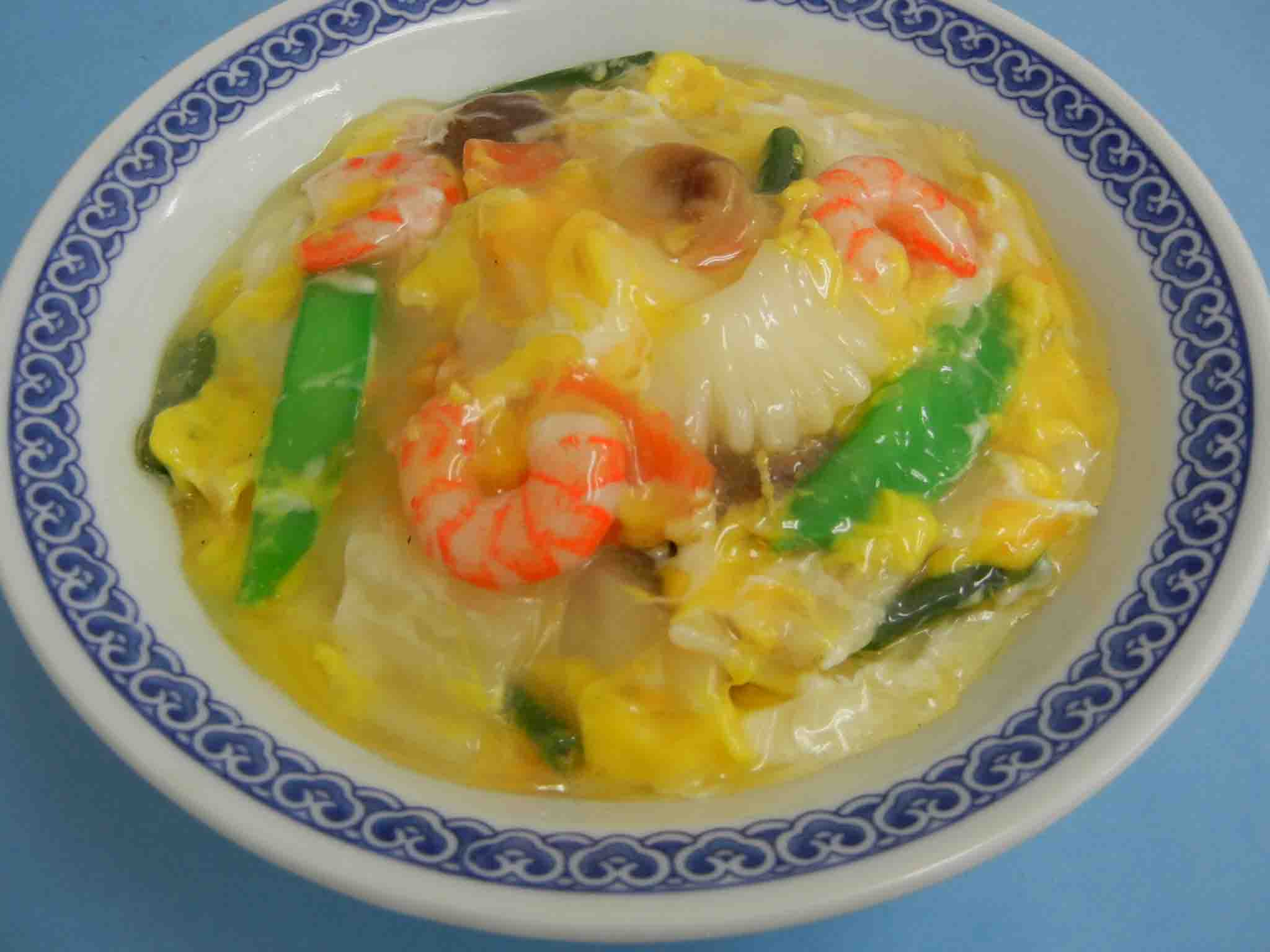 Donburi Bowl of Rice with a Chinese-style Vegetable Topping