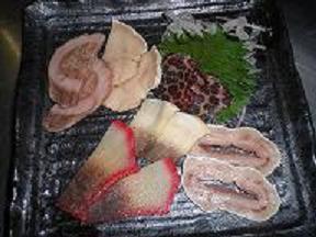 鯨魚肉料理