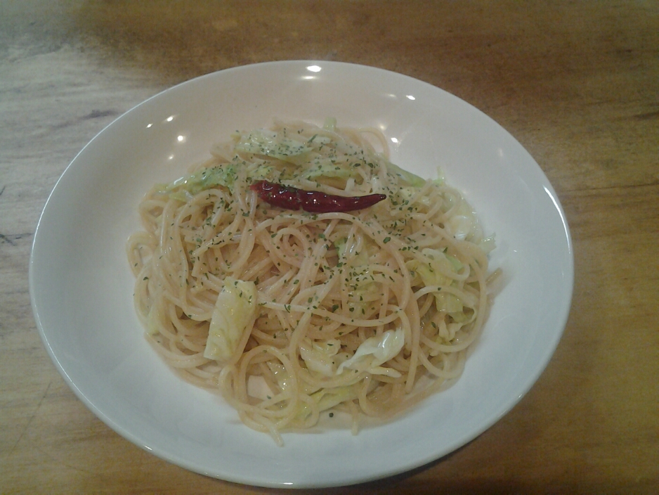 かたくちいわし と キャベツのスパゲッティ