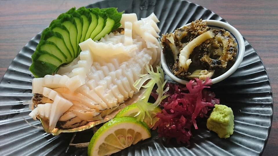 鮑魚刺身(100g)