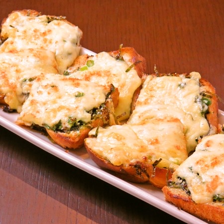 Scallions Pizza