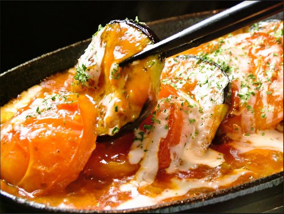 Broiled Sarsa Cheese with Eggplant and Tomato