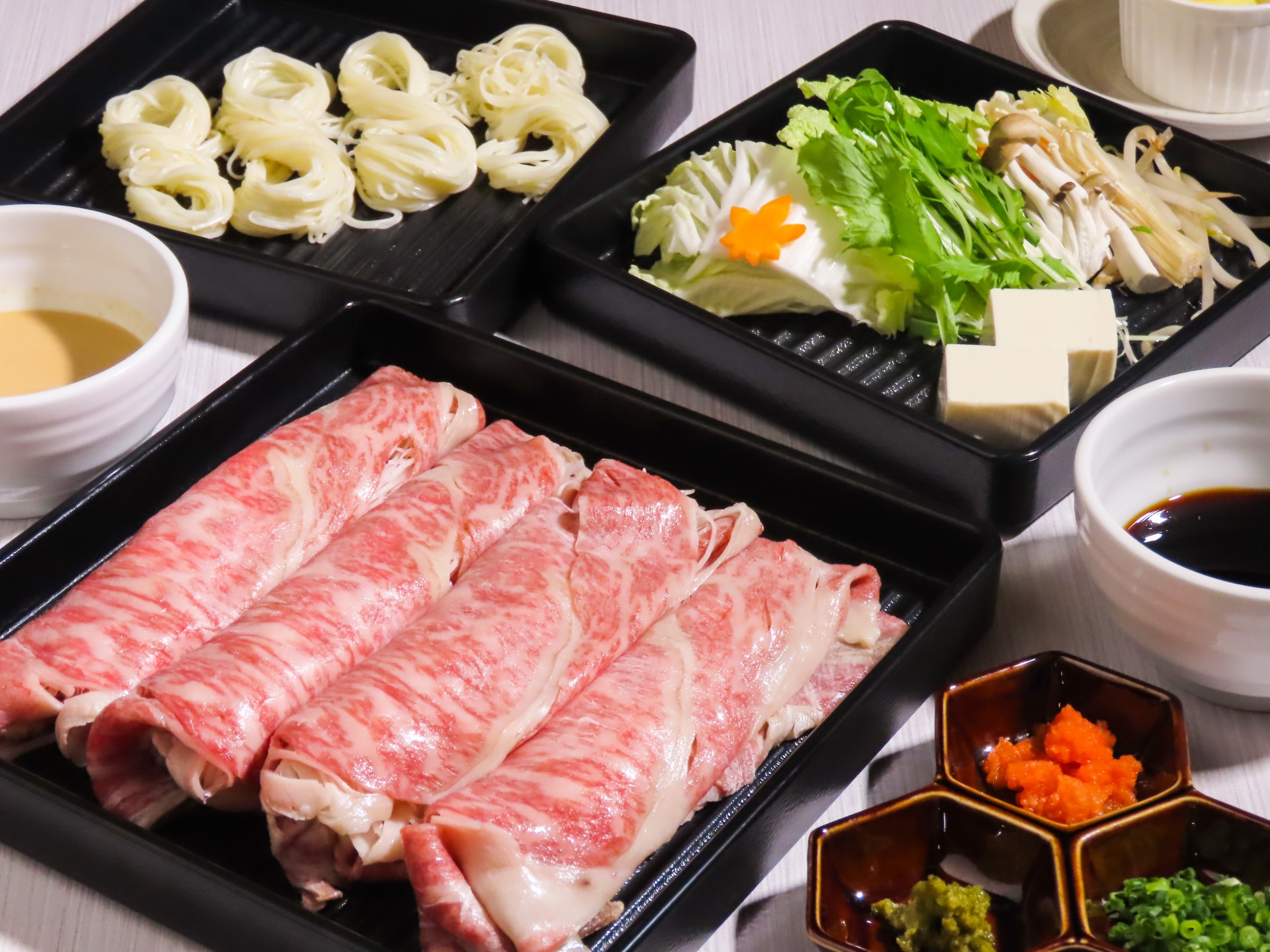 和牛しゃぶ食べ放題(和牛リブロース・九州産野菜・〆の麺・佐賀米・デザート)